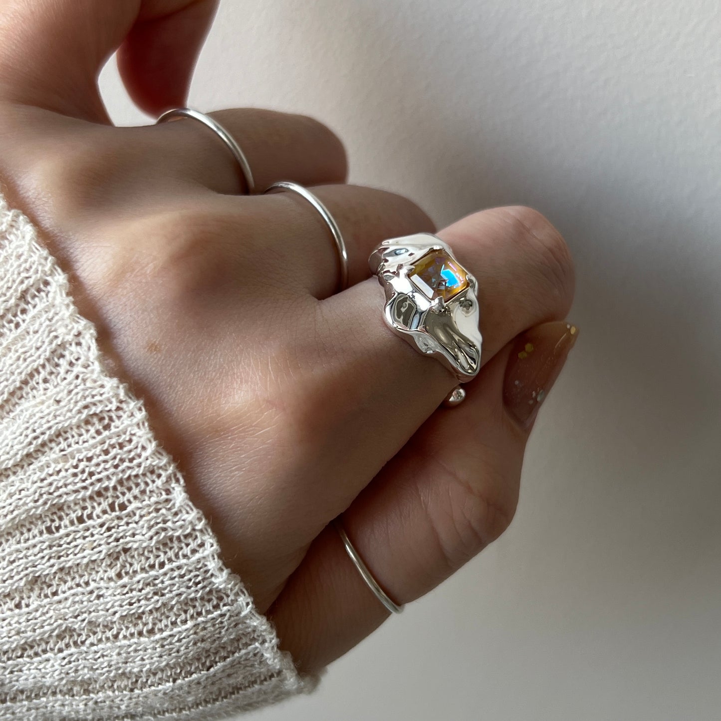 [ ochre ]  melt ring  silver