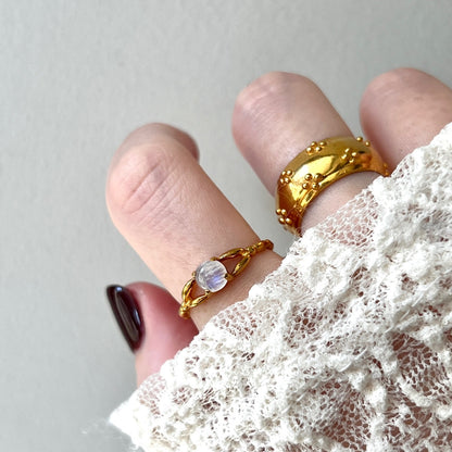 [ rainbow moon stone ] spring ring gold
