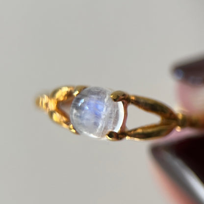 [ rainbow moon stone ] spring ring gold