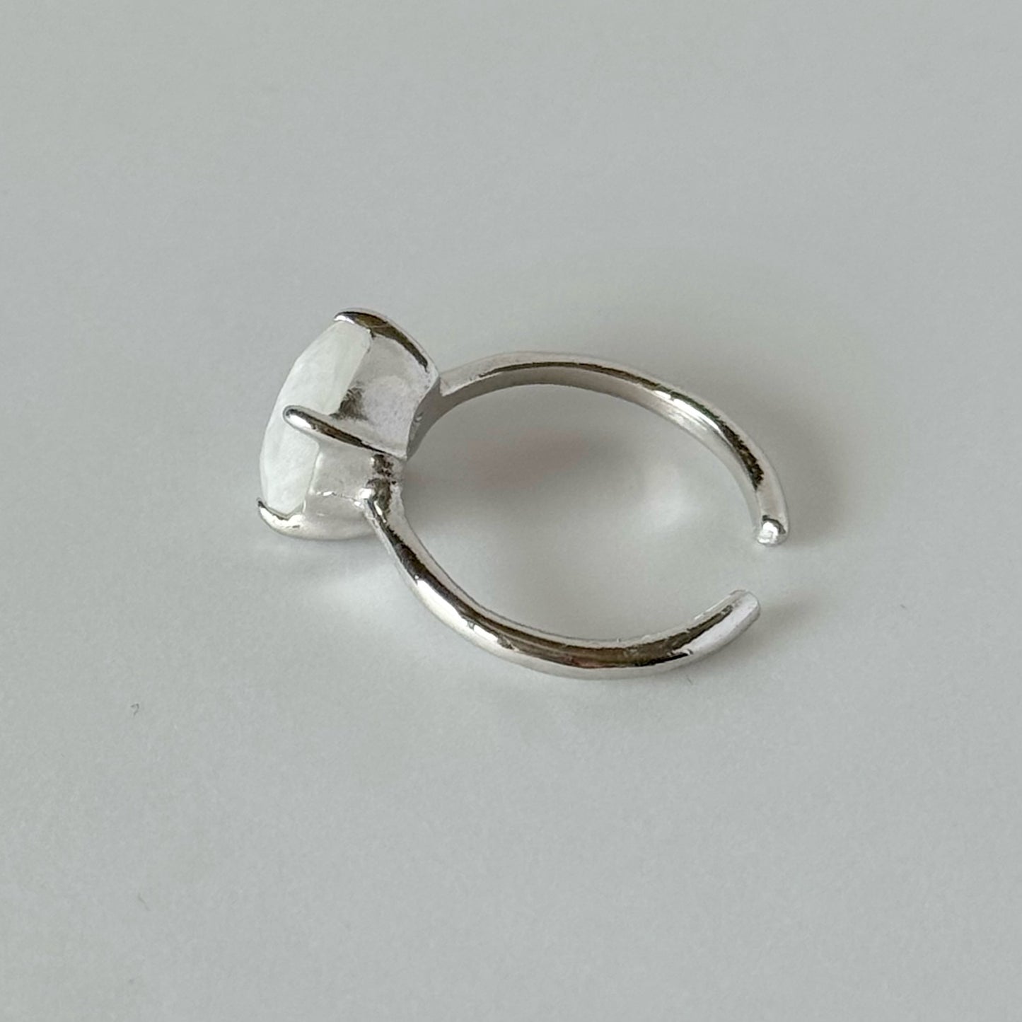 [ moon stone ] square faceted cut silver [ free size ]
