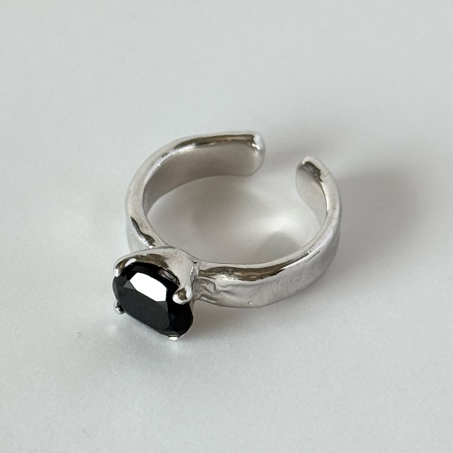 [ black spinel ] um silver ring [ free size ]