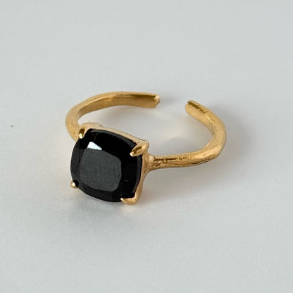 [ black spinel ] square faceted cut gold [ free size ]