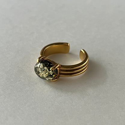 [ black amber ] trois gold