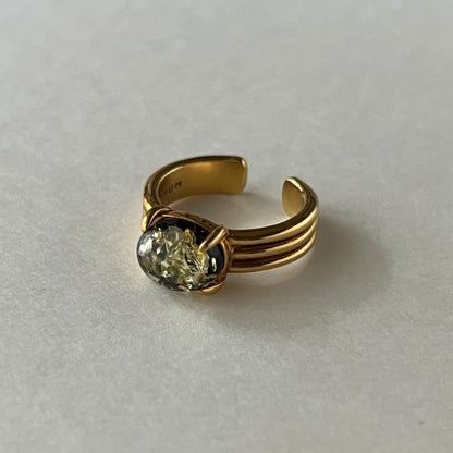 [ black amber ] trois gold