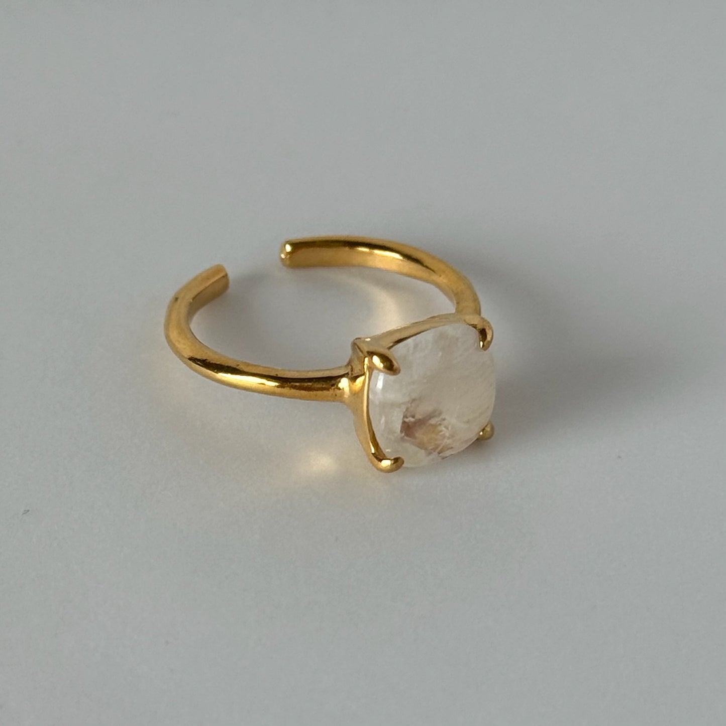 [ moon stone ] square faceted cut gold [ free size ]