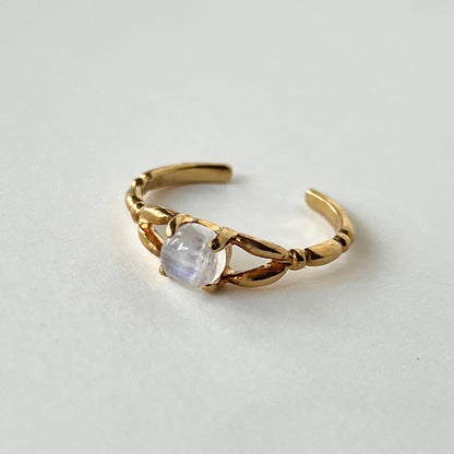 [ rainbow moon stone ] spring ring gold