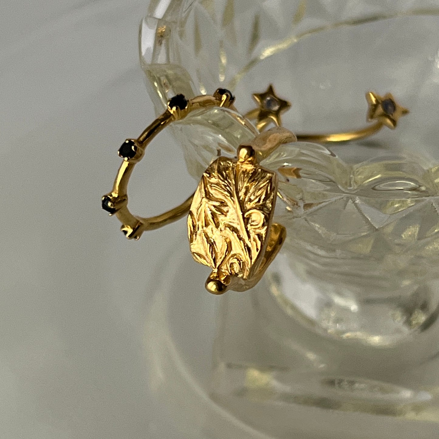 [ gold ] sculpture ring [ free size ]