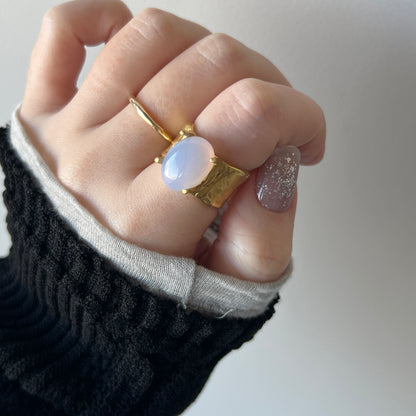 [ blue chalcedony ] roche