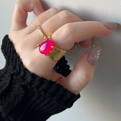 [ fuchsia pink chalcedony ] roche