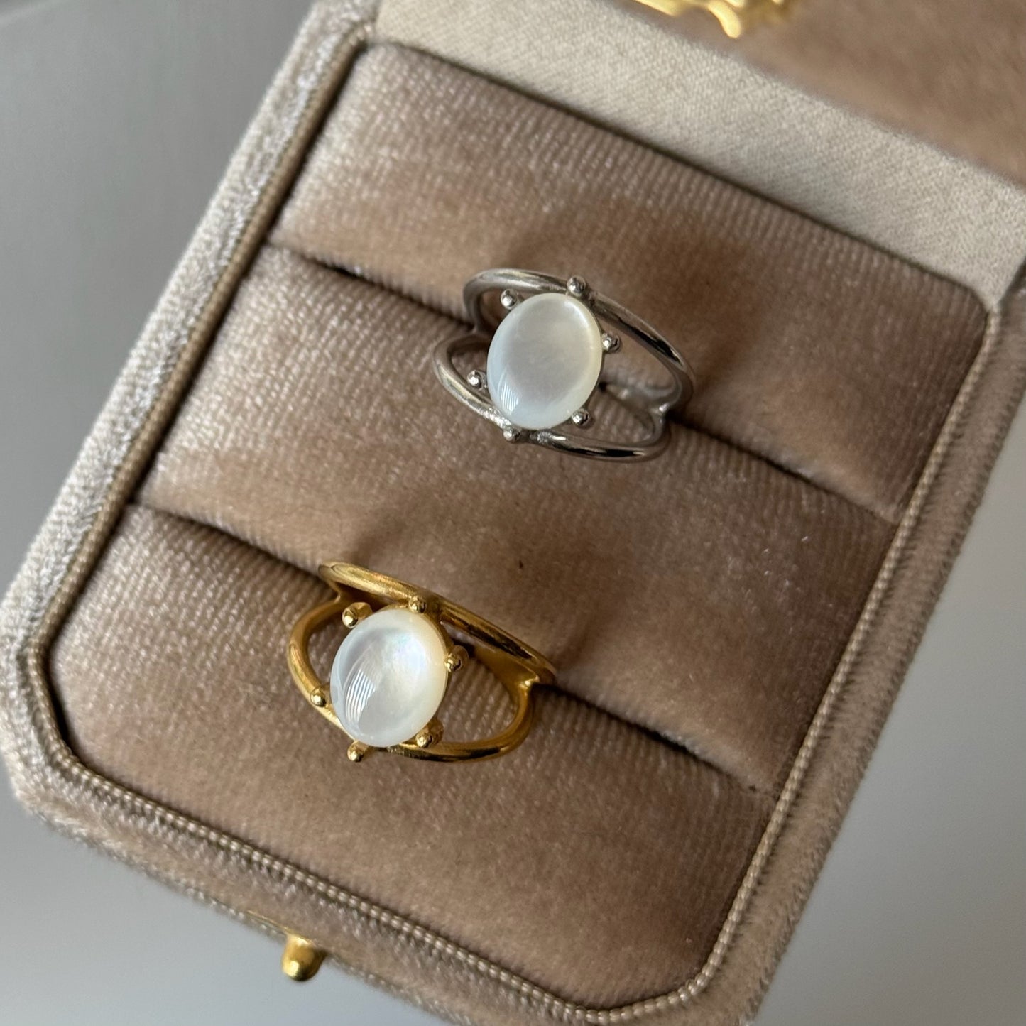 [ white shell ] double silver [ free size ]