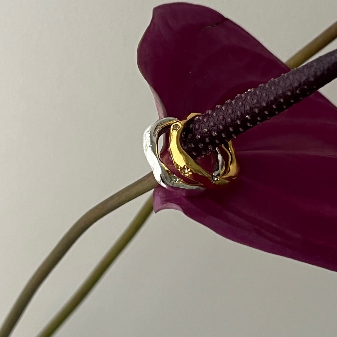 [ mint ] nuanced pinky ring [ gold ]