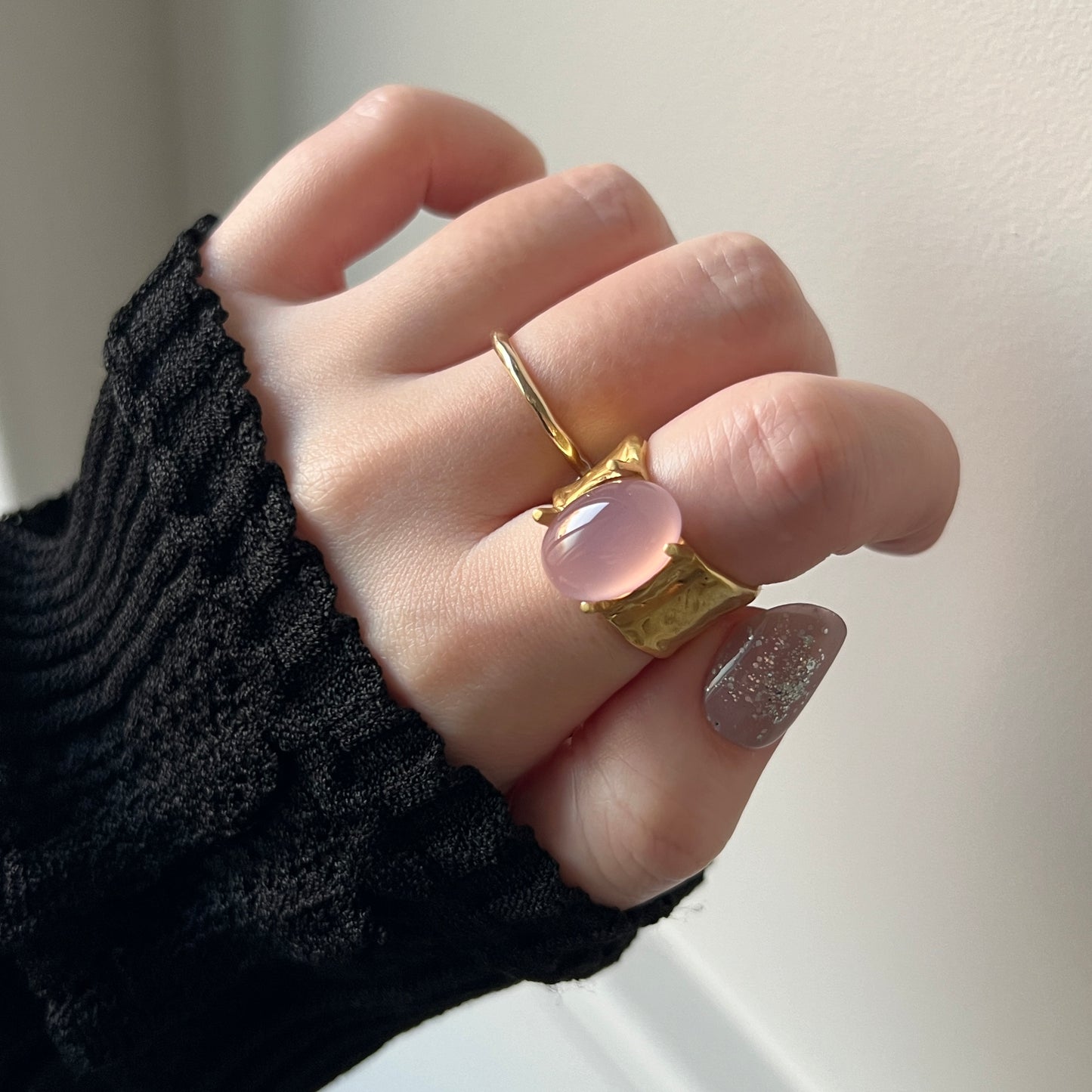 [ pink purple chalcedony ] roche