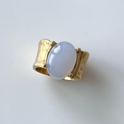 [ blue chalcedony ] roche