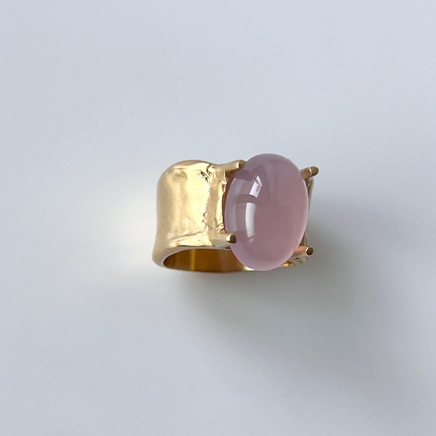 [ pink purple chalcedony ] roche