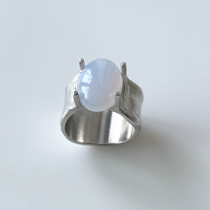 [ blue chalcedony ] roche