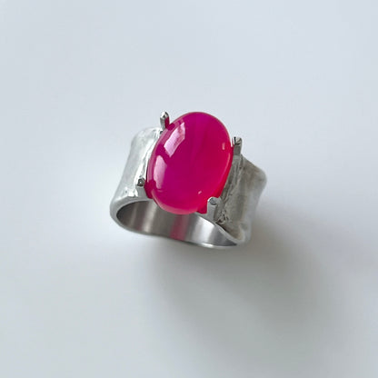 [ fuchsia pink chalcedony ] roche