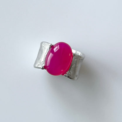 [ fuchsia pink chalcedony ] roche