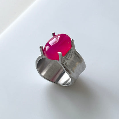 [ fuchsia pink chalcedony ] roche