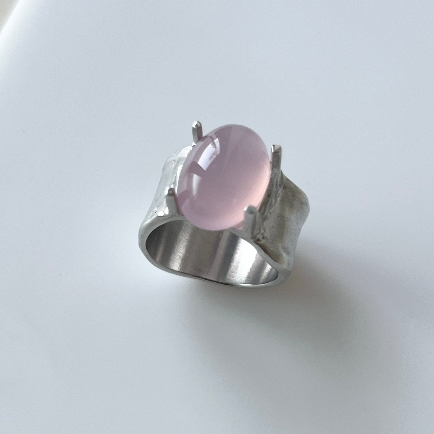 [ pink purple chalcedony ] roche
