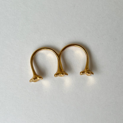 [ gold ] flos