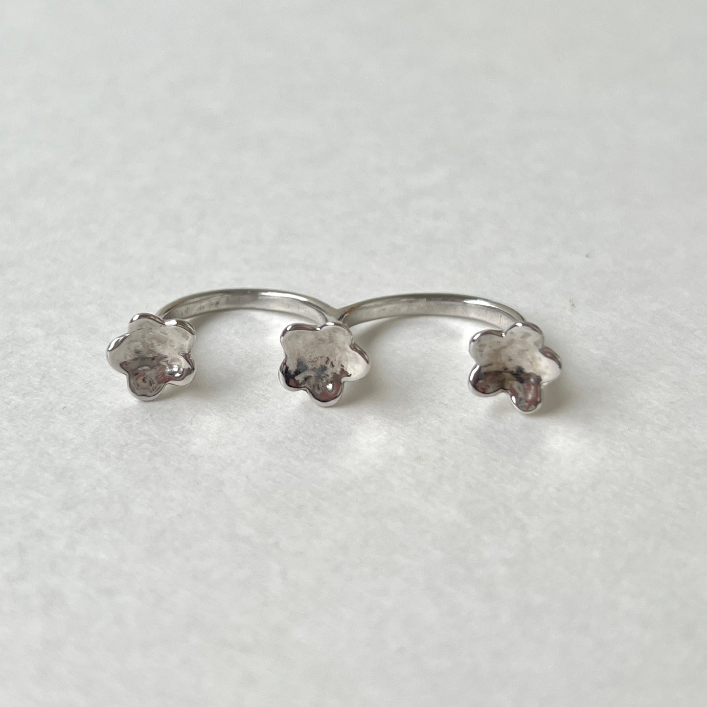 [ silver] flos