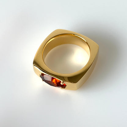 [ maroon moon glass ] europa gold