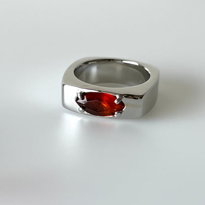 [ maroon moon glass ] europa silver