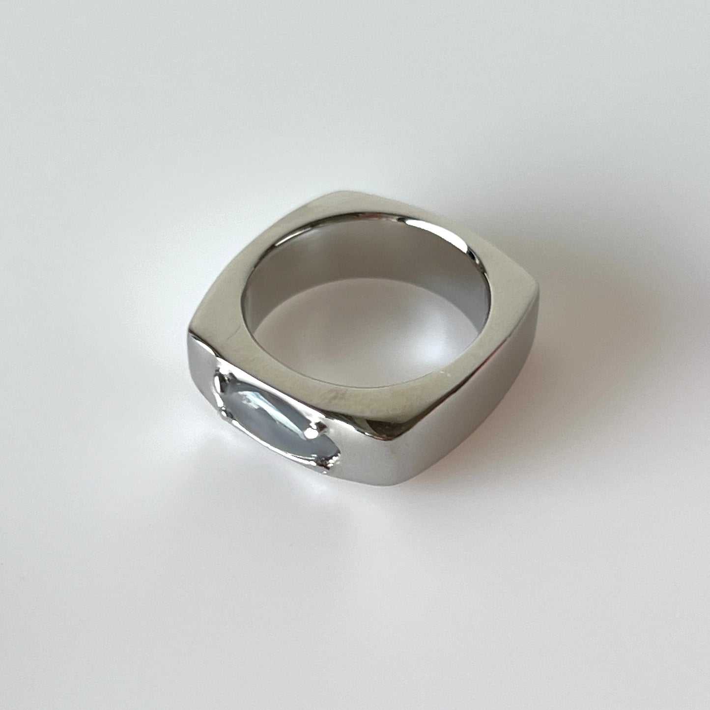 [ gray moon glass ] europa silver