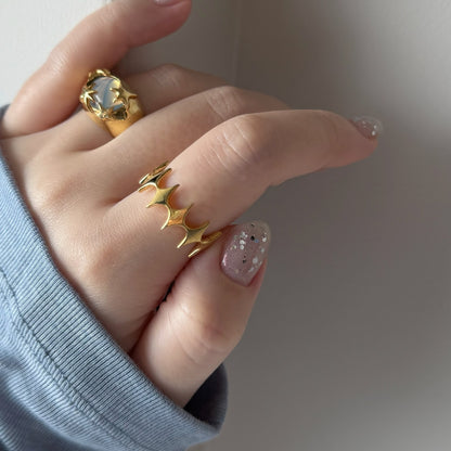 [ gold ] diamond shaped ring