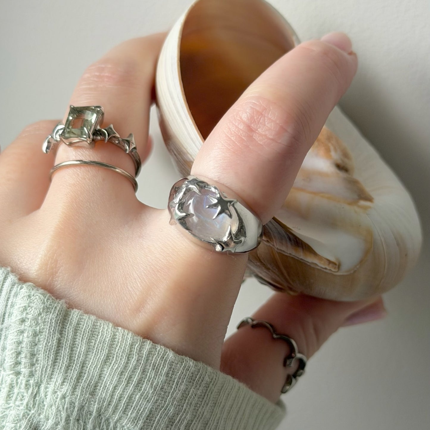 [ rainbow moon stone ] twinkle ring silver