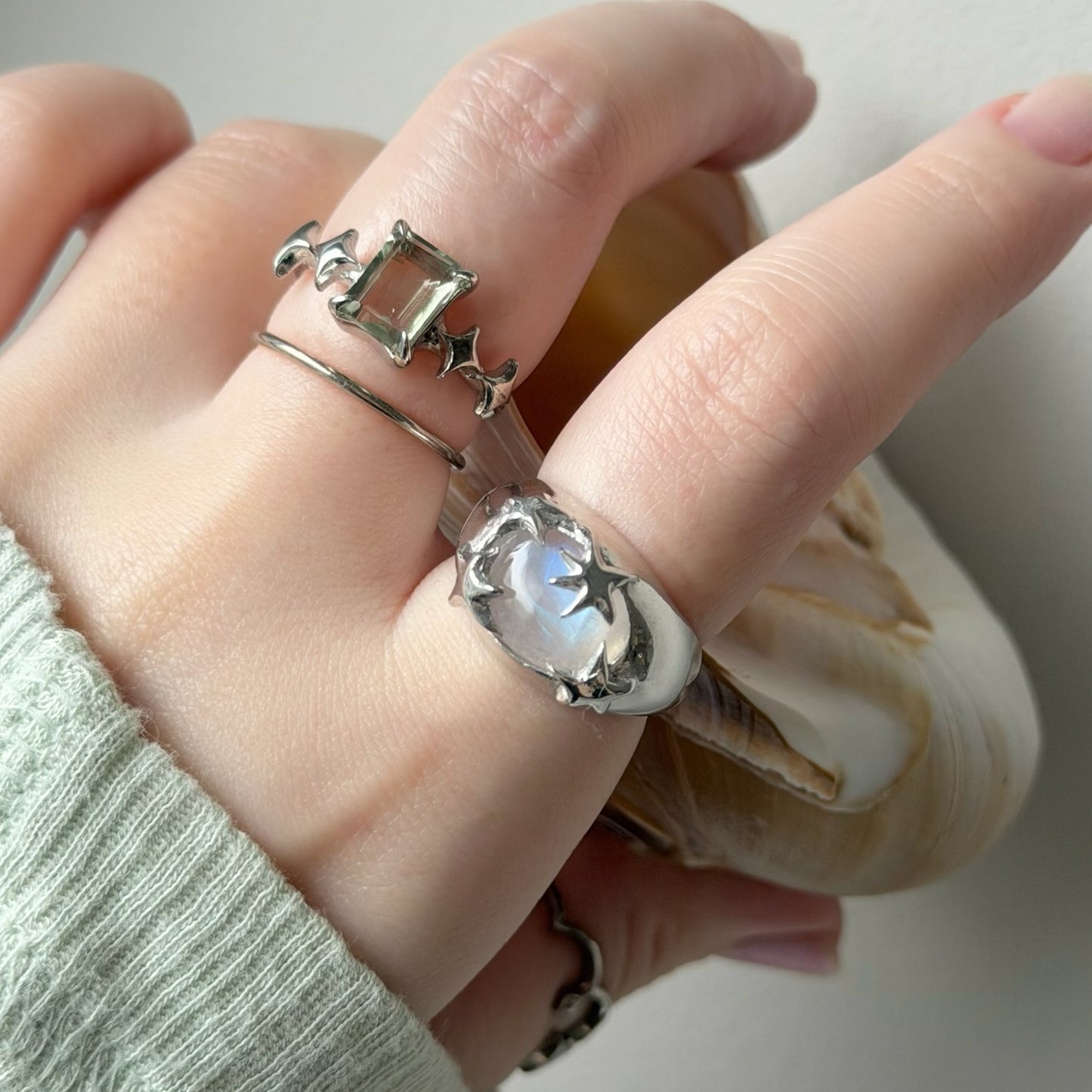 [ rainbow moon stone ] twinkle ring silver