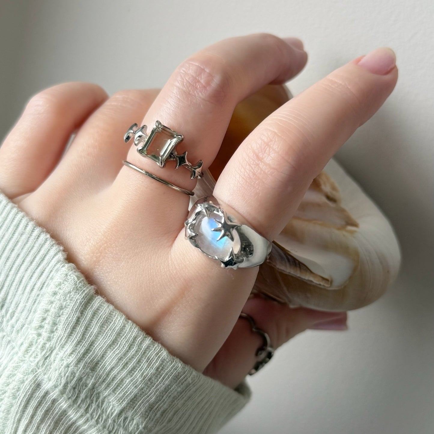 [ rainbow moon stone ] twinkle ring silver
