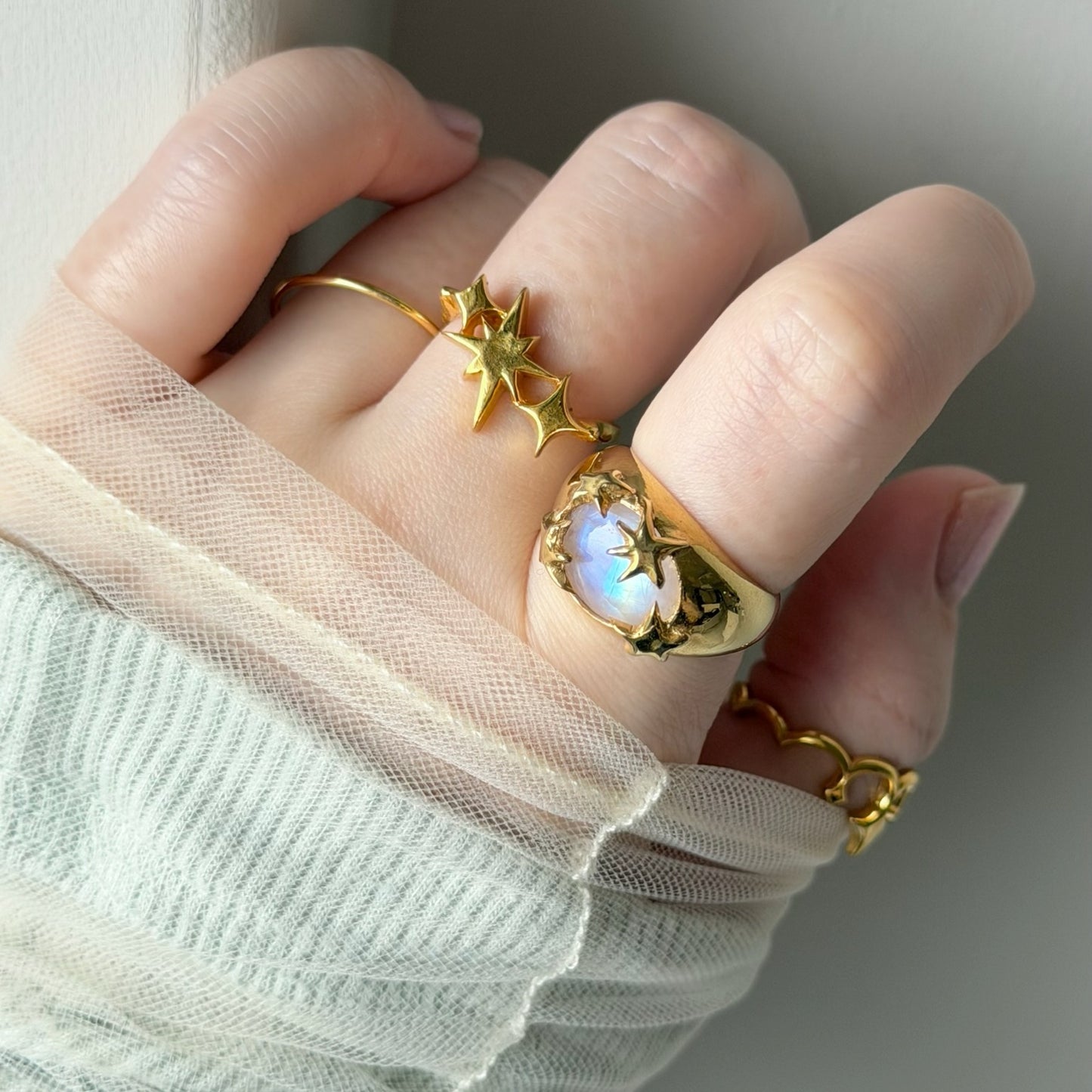 [ rainbow moon stone ] twinkle ring gold