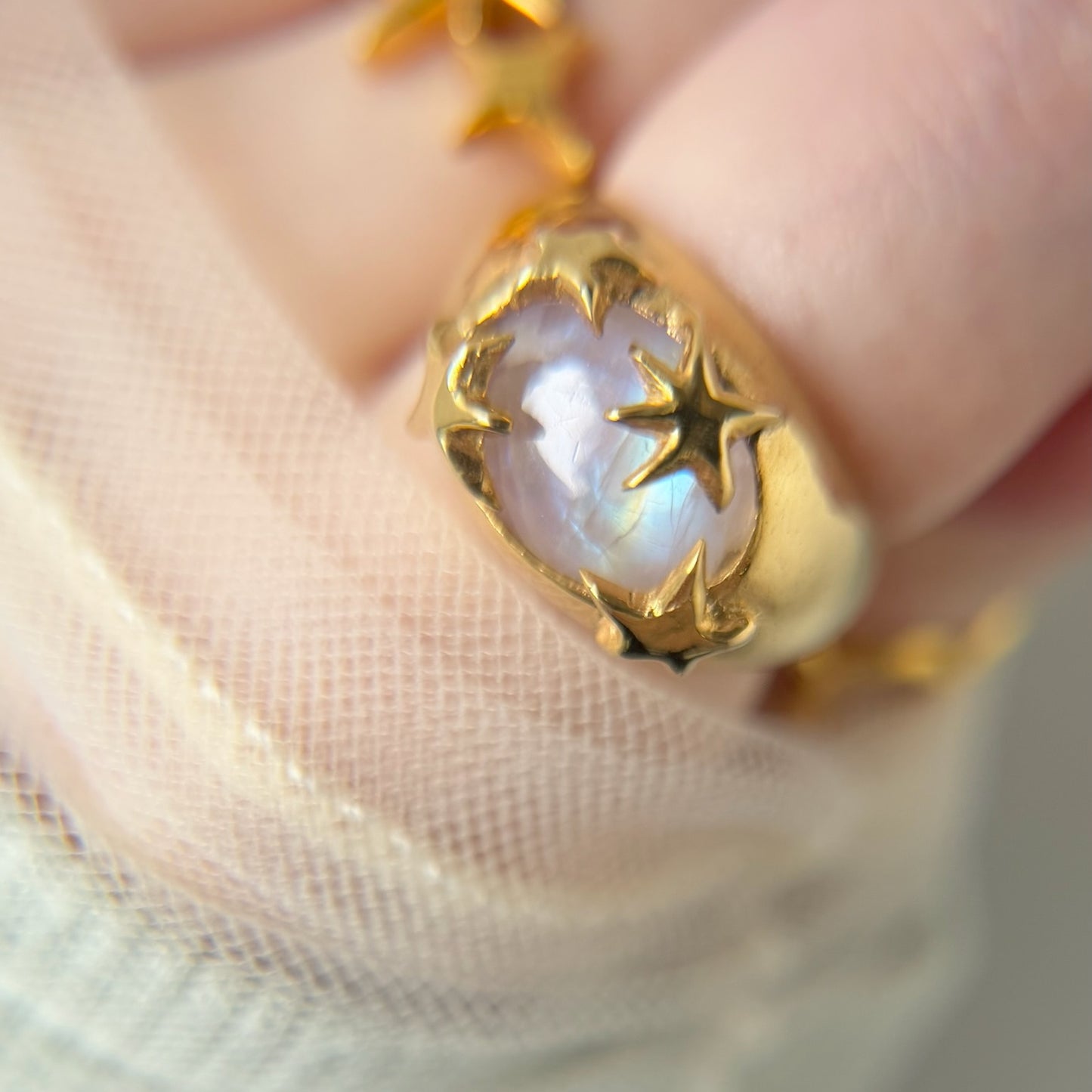 [ rainbow moon stone ] twinkle ring gold