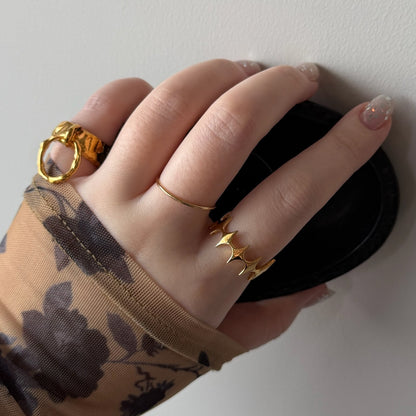 [ gold ] diamond shaped ring