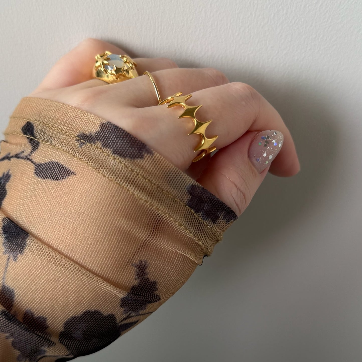 [ gold ] diamond shaped ring