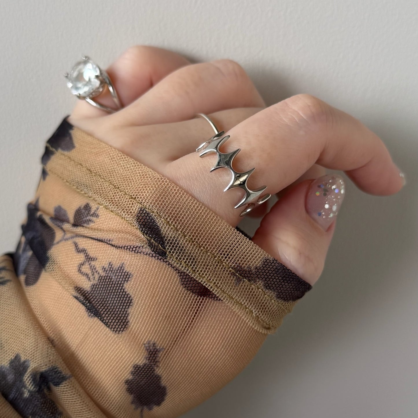 [ silver ] diamond shaped ring