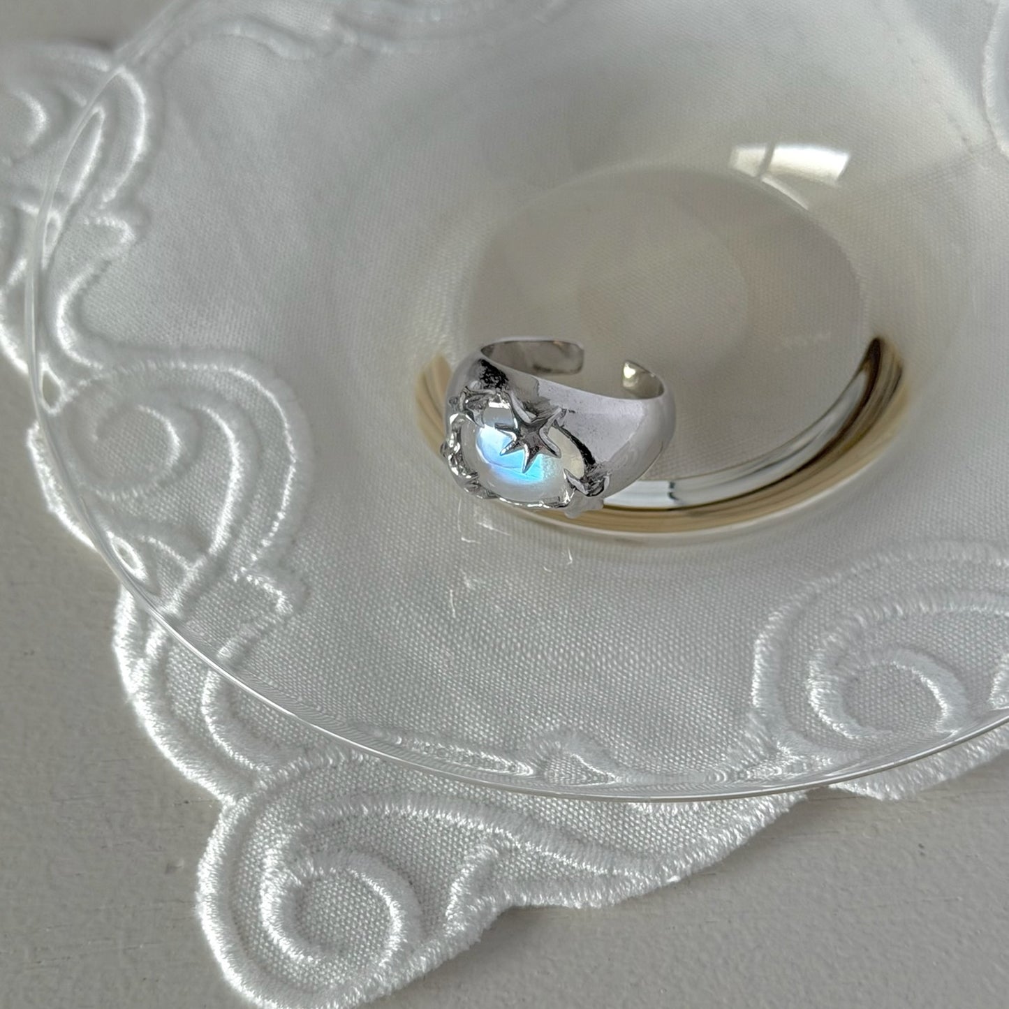 [ rainbow moon stone ] twinkle ring silver