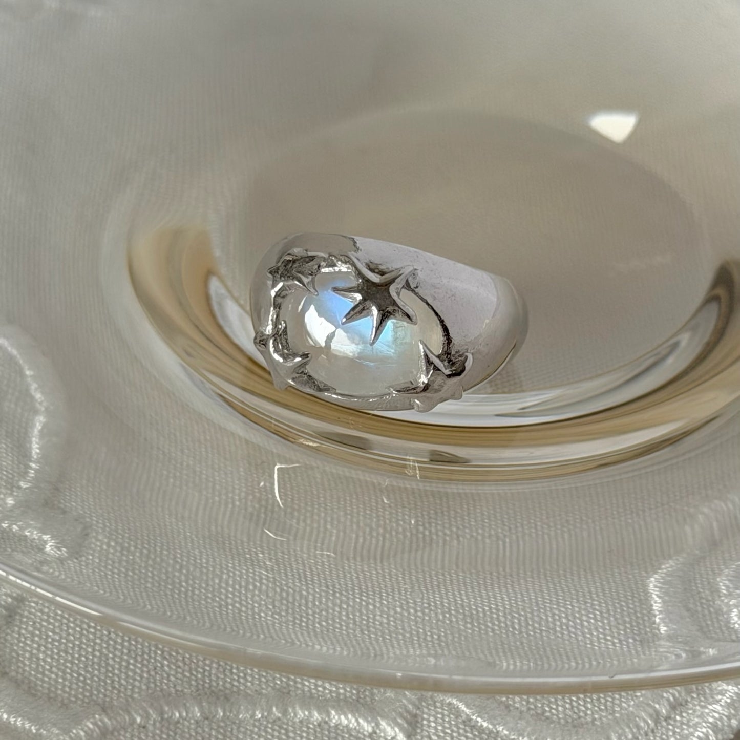 [ rainbow moon stone ] twinkle ring silver