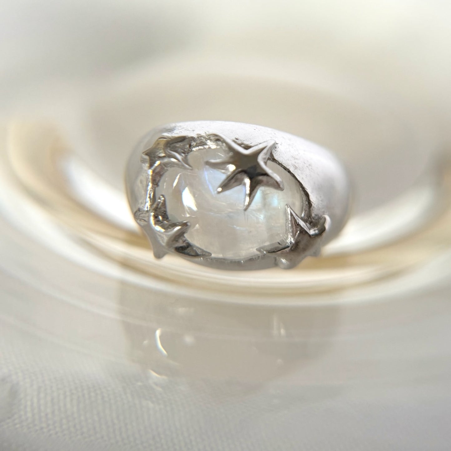 [ rainbow moon stone ] twinkle ring silver