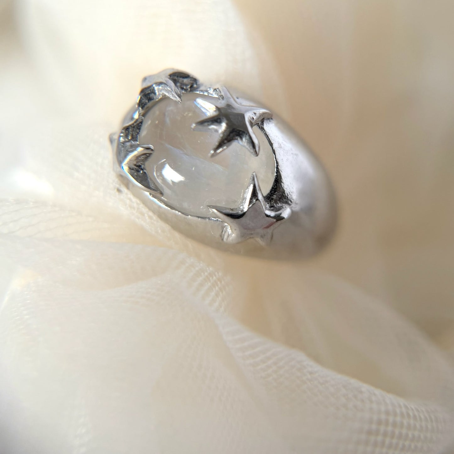 [ rainbow moon stone ] twinkle ring silver