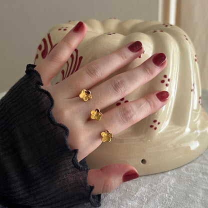 [ gold ] flos
