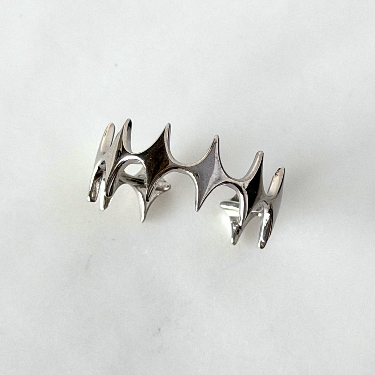 [ silver ] diamond shaped ring