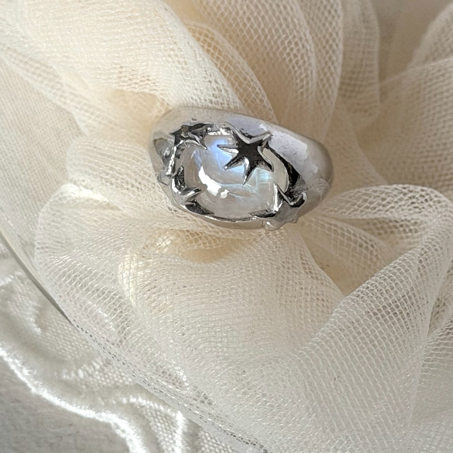 [ rainbow moon stone ] twinkle ring silver