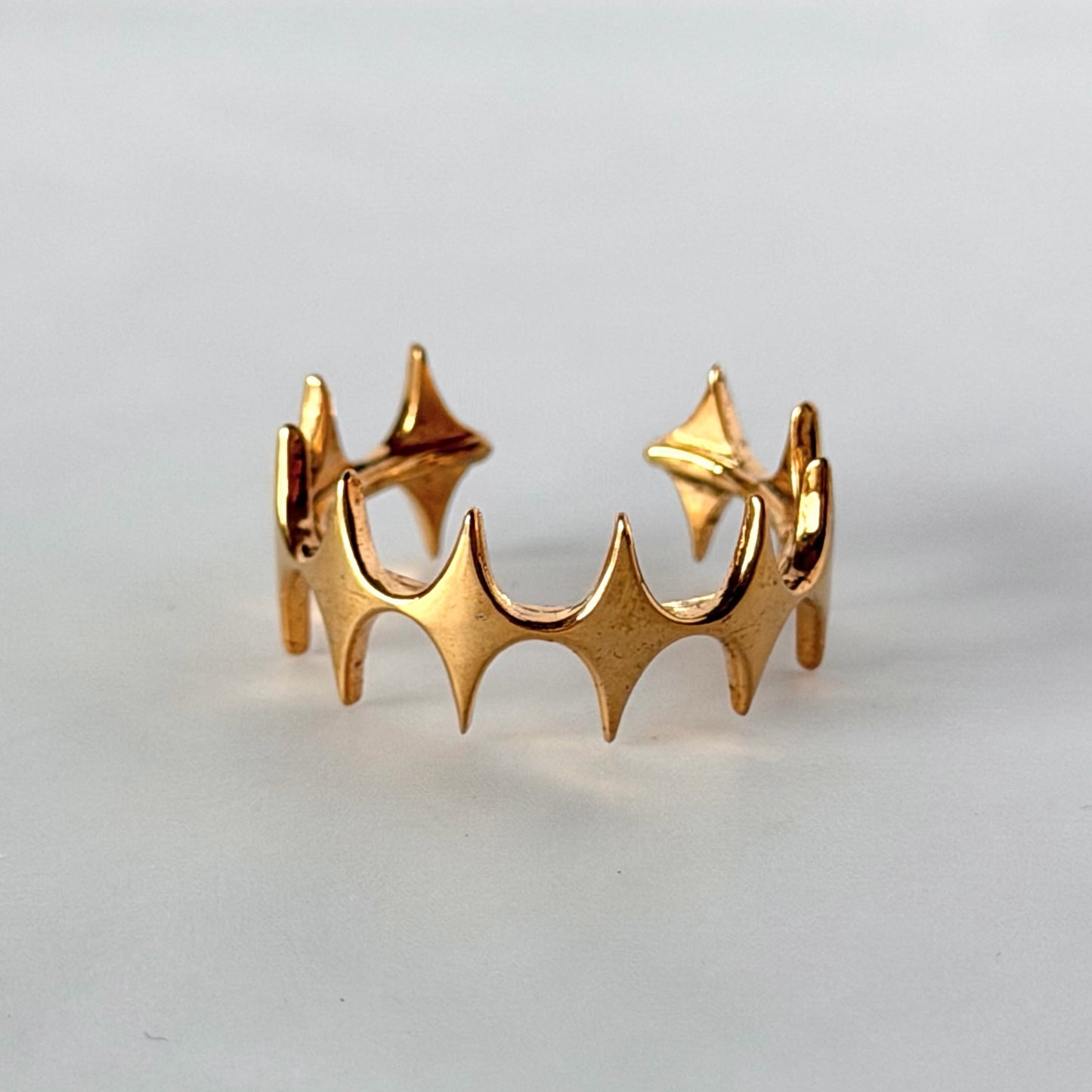 [ gold ] diamond shaped ring