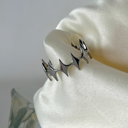 [ silver ] diamond shaped ring