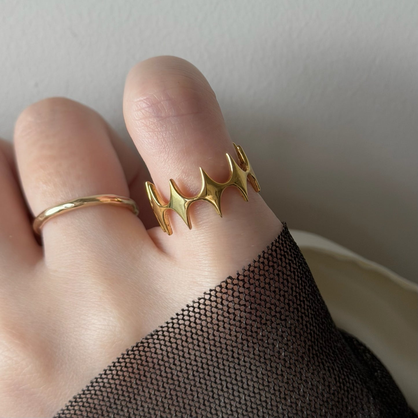 [ gold ] diamond shaped ring