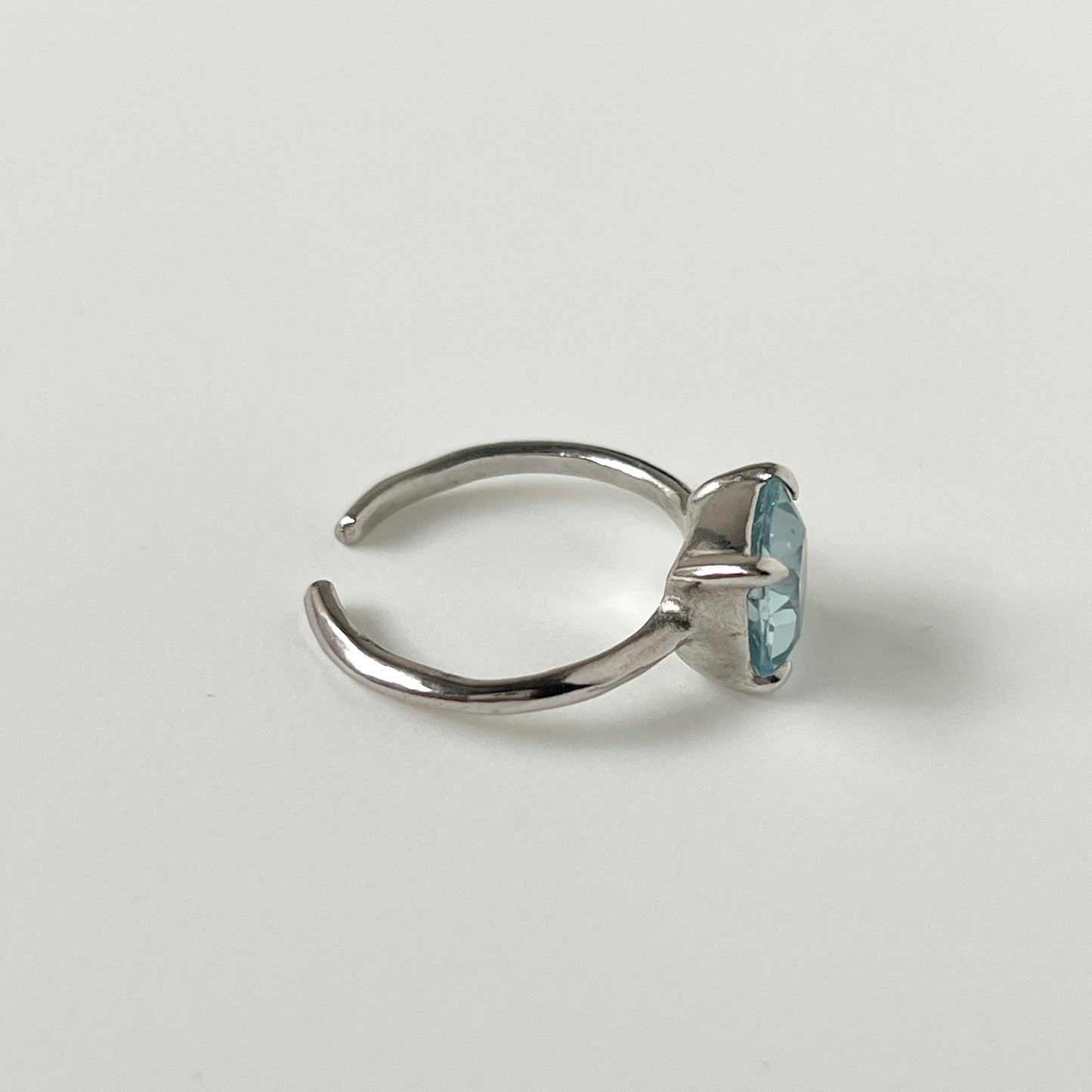 [ sky blue topaz ] square faceted cut silver [ free size ]