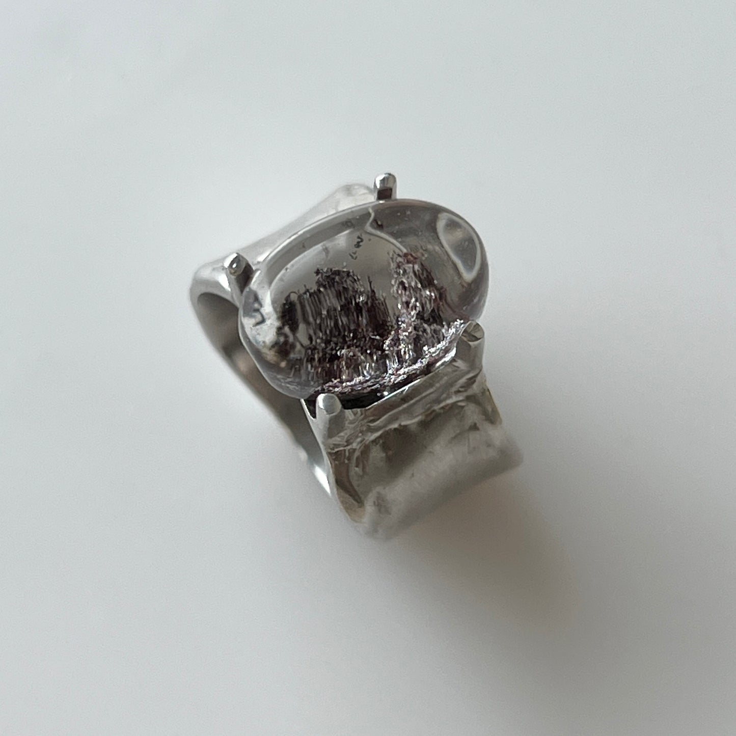 [ garden quartz ] roche