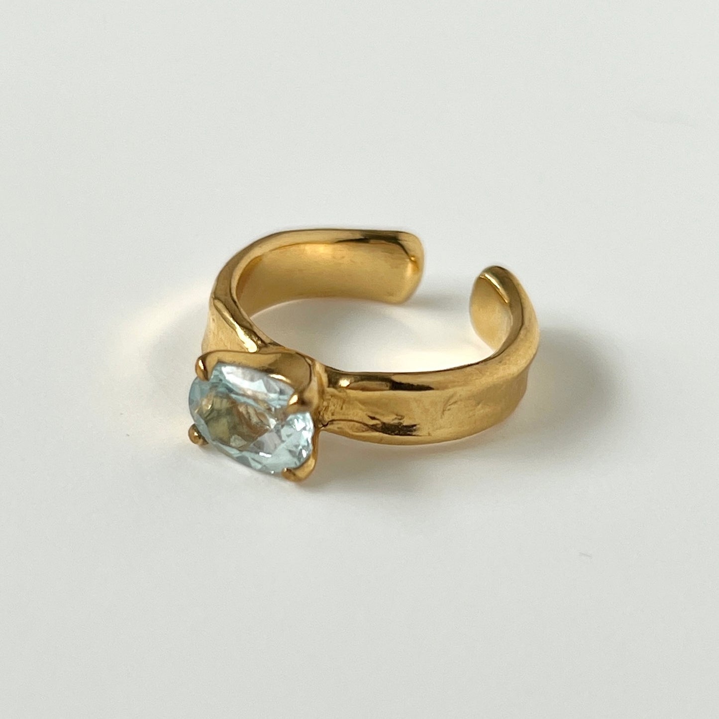 [ sky blue topaz  ] um gold ring [ free size ]